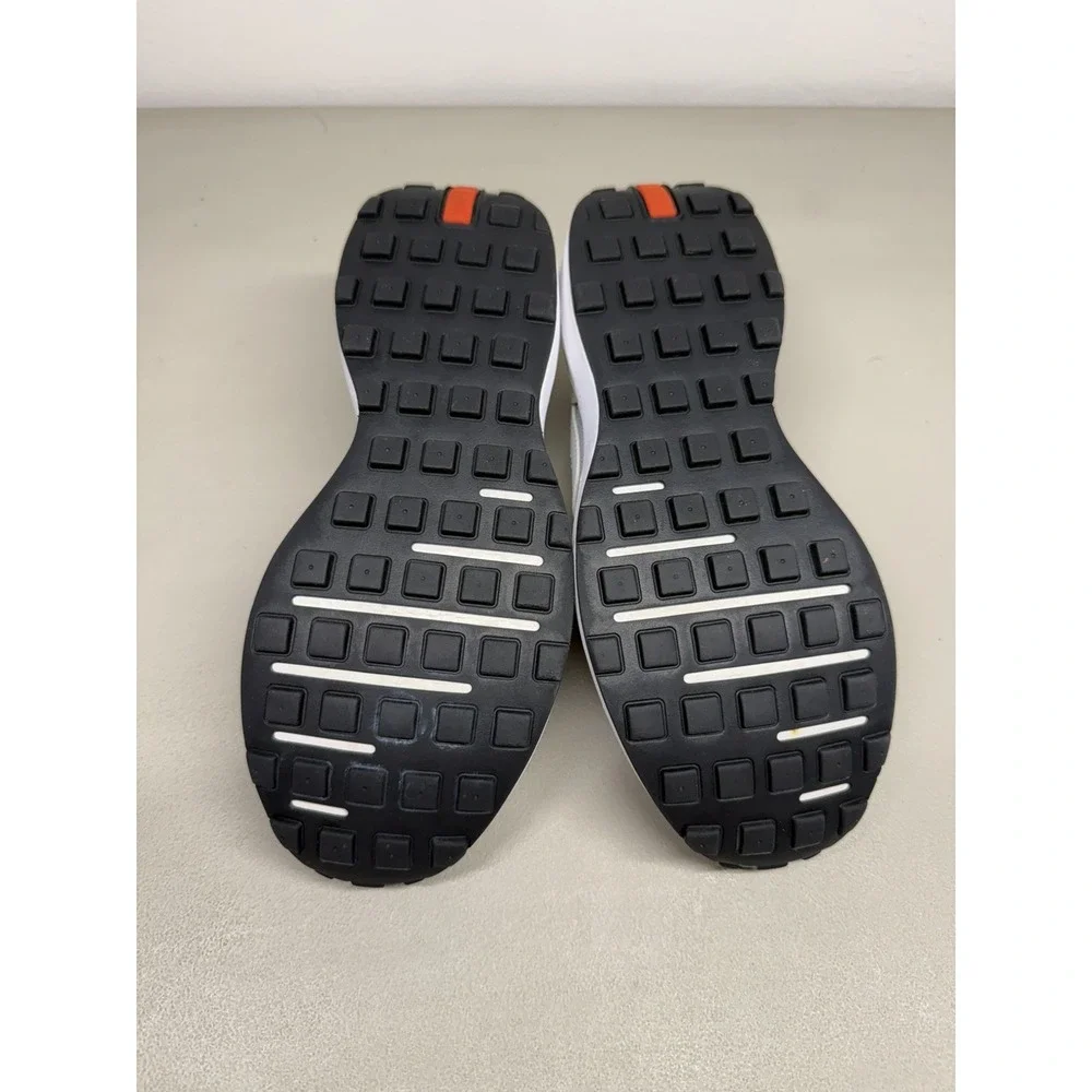 Nike Waffle One Boys Size 5Y Gray Athletic Running Shoes Sneakers DC0481-100
